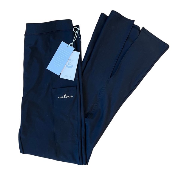 NWT Women's Calme Ease Split Leg Flare Black Leggings SZ L - Picture 1 of 6